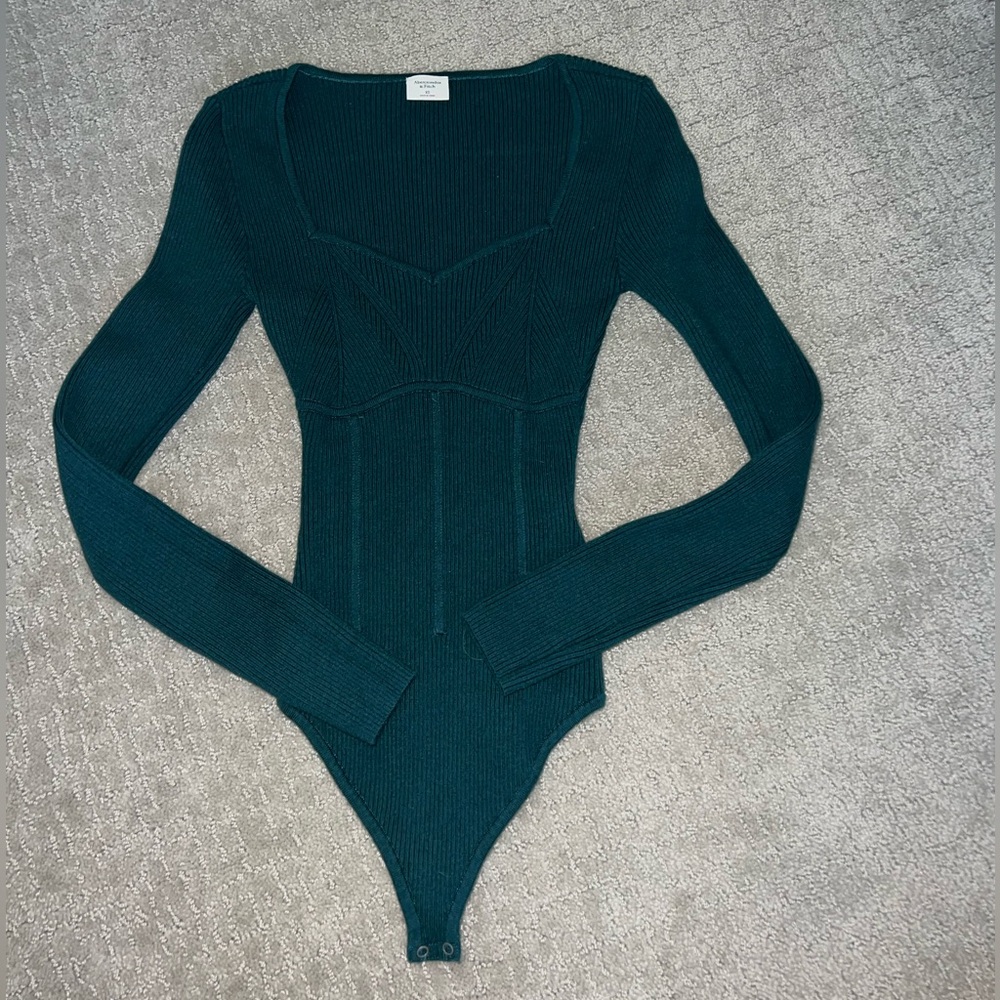 Abercrombie and fitch Knit body suit size xs